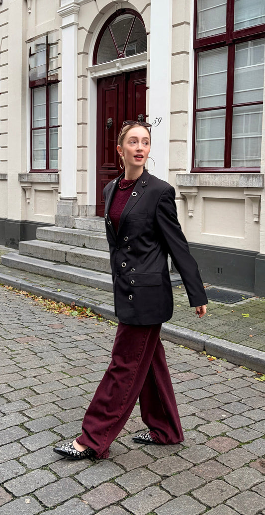 stoere dames blazer met gaatjes