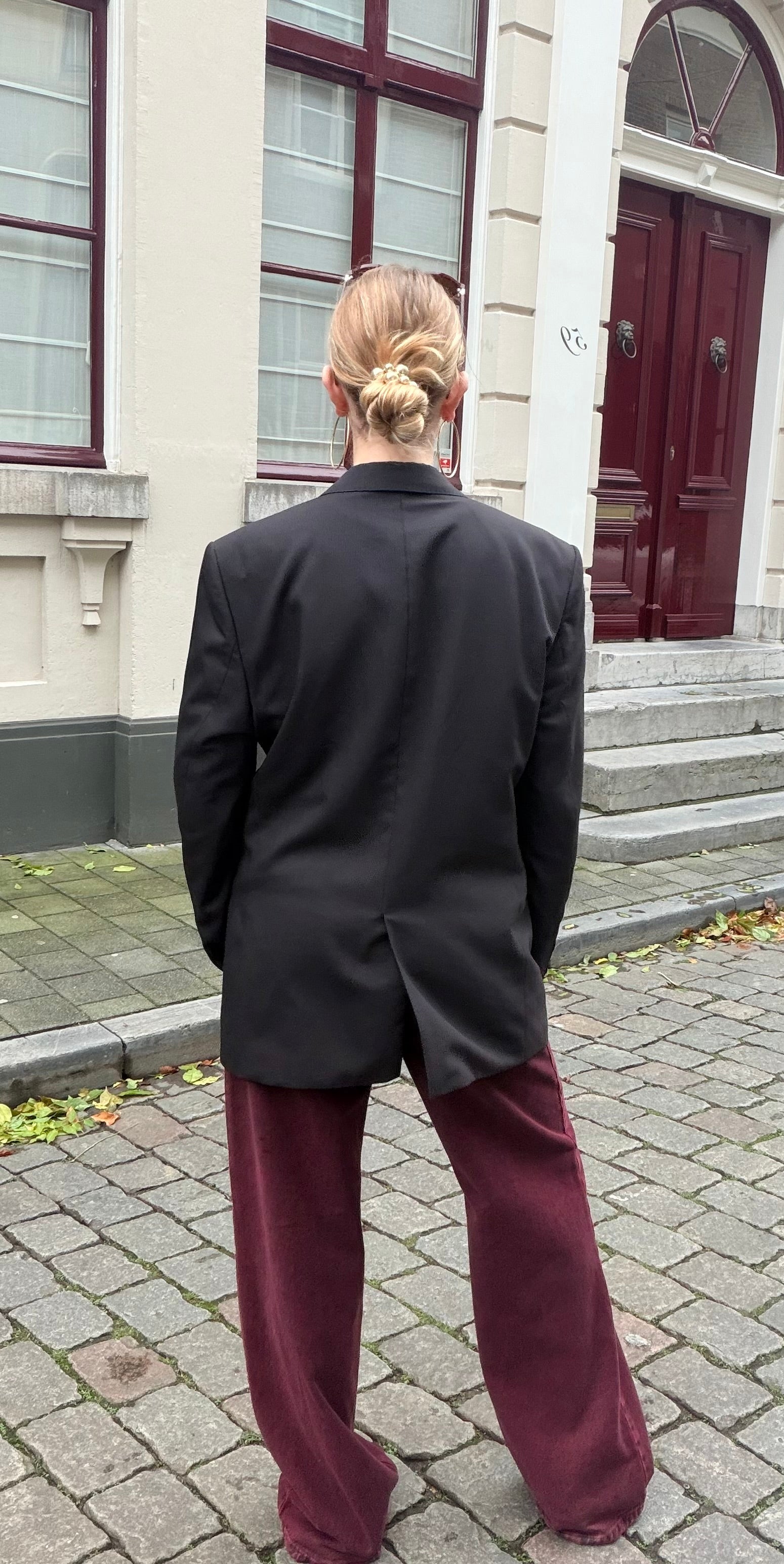 vintage blazer zwart met customized detail