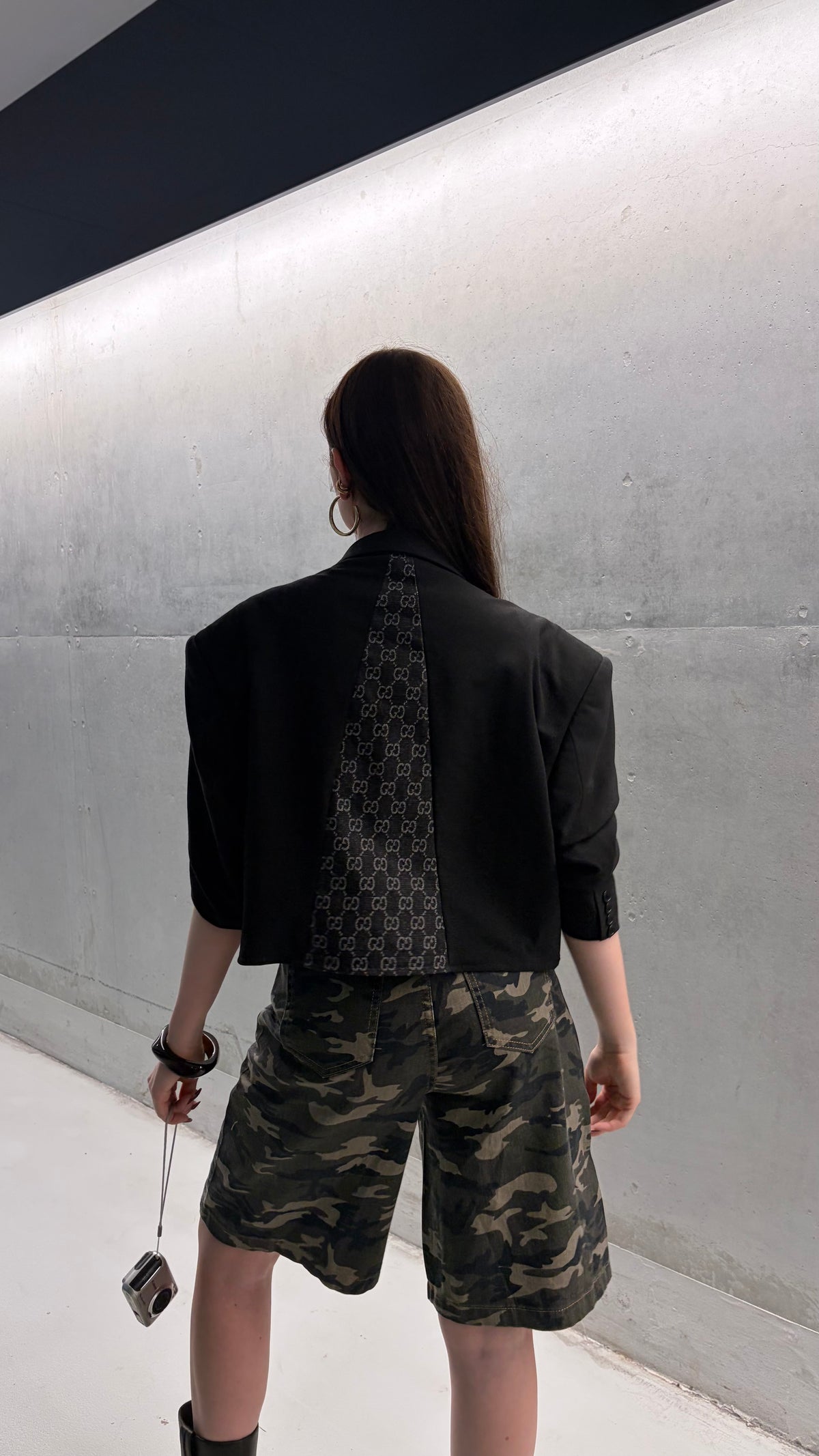 Cropped vintage blazer zwart met Gucci backprint | Restyled No.1